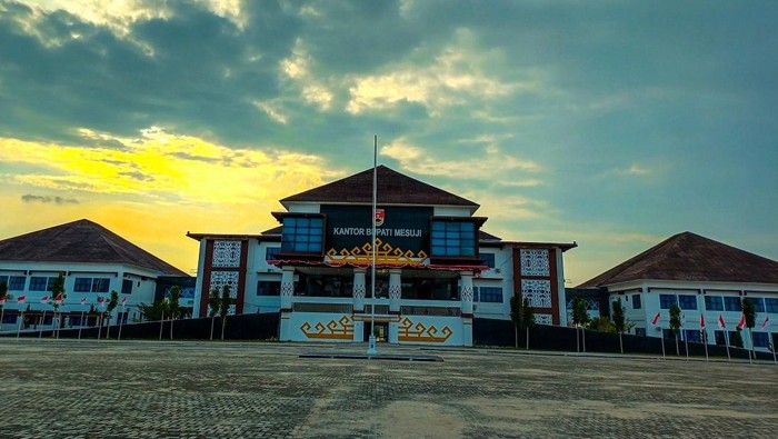 Kantor Bupati Mesuji saat senja